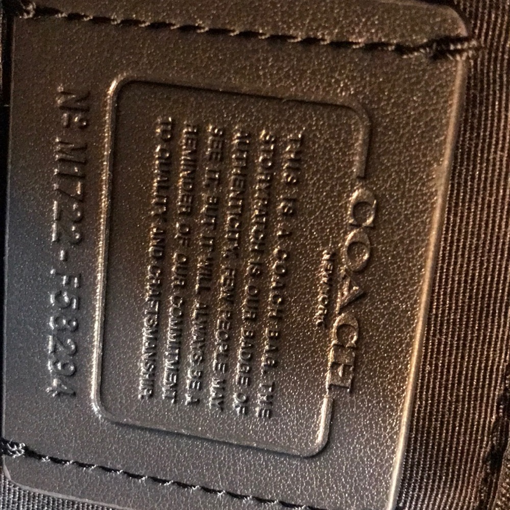 Authentic Coach handbag - Picture 2 of 8